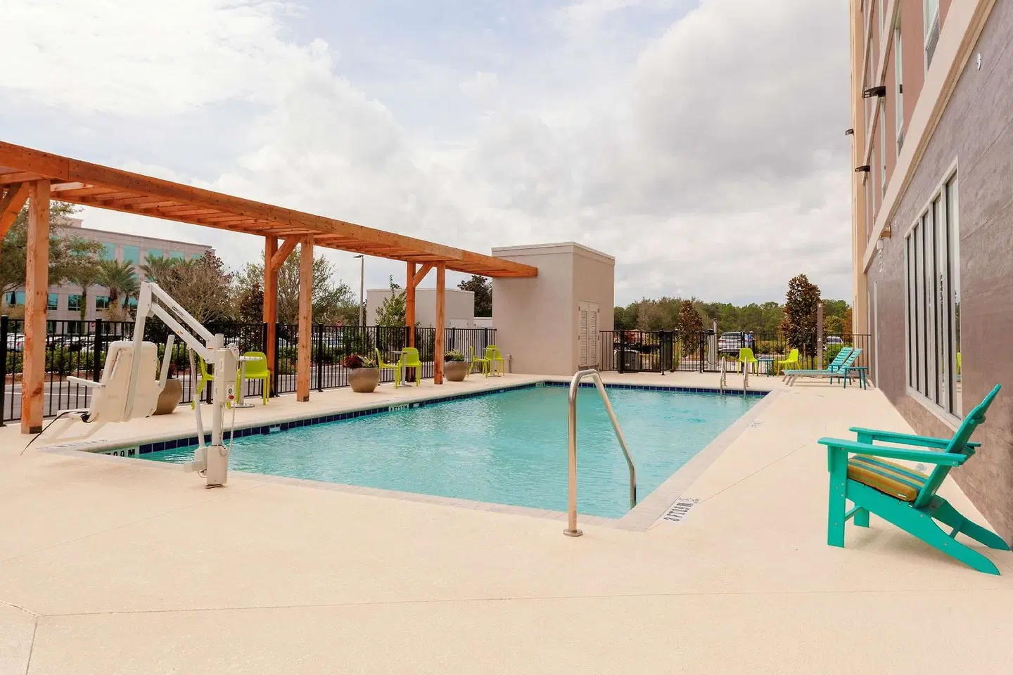 Home2 Suites by Hilton Orlando South Park OUTDOOR_POOL
