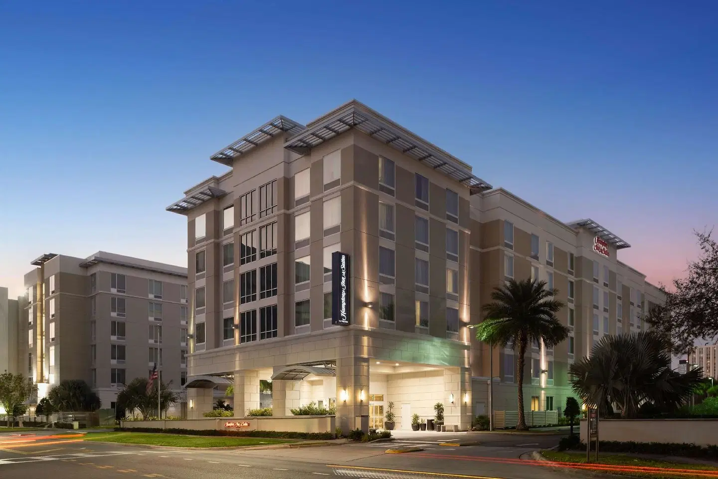 Hampton Inn & Suites Orlando/Downtown South - Medical Center EXTERIOR