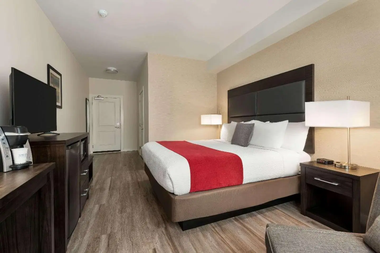 Days Inn by Wyndham 100 Mile House ROOM_EXAMPLE