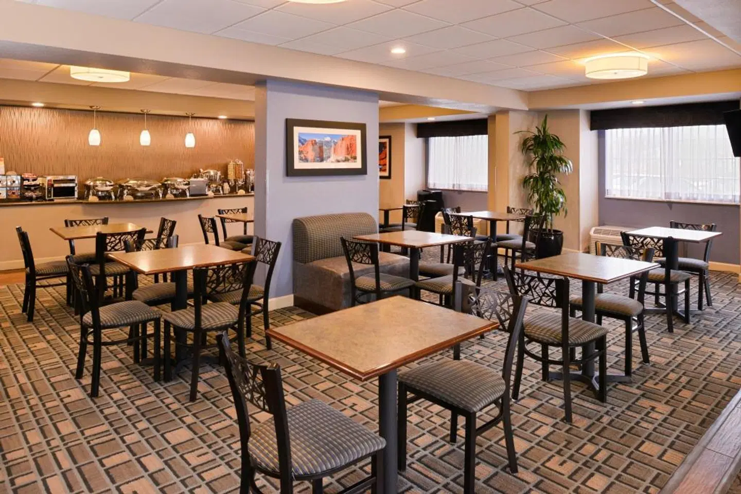 Best Western Plus Peak Vista Inn & Suites Restaurant