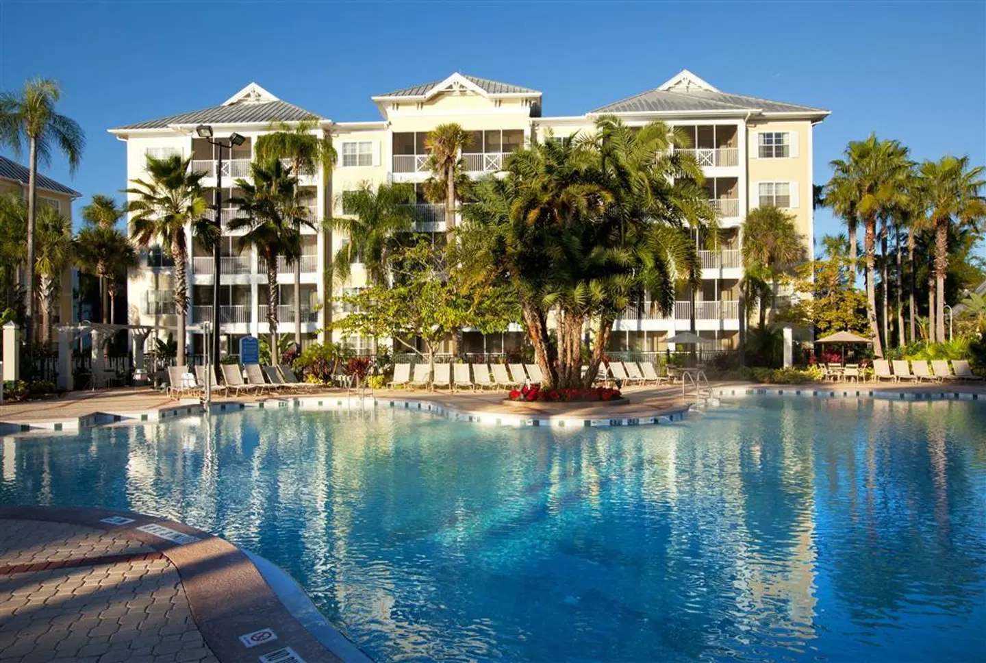 Sheraton Vistana Villages Resort Villas, I-Drive/Orlando OUTDOOR_POOL