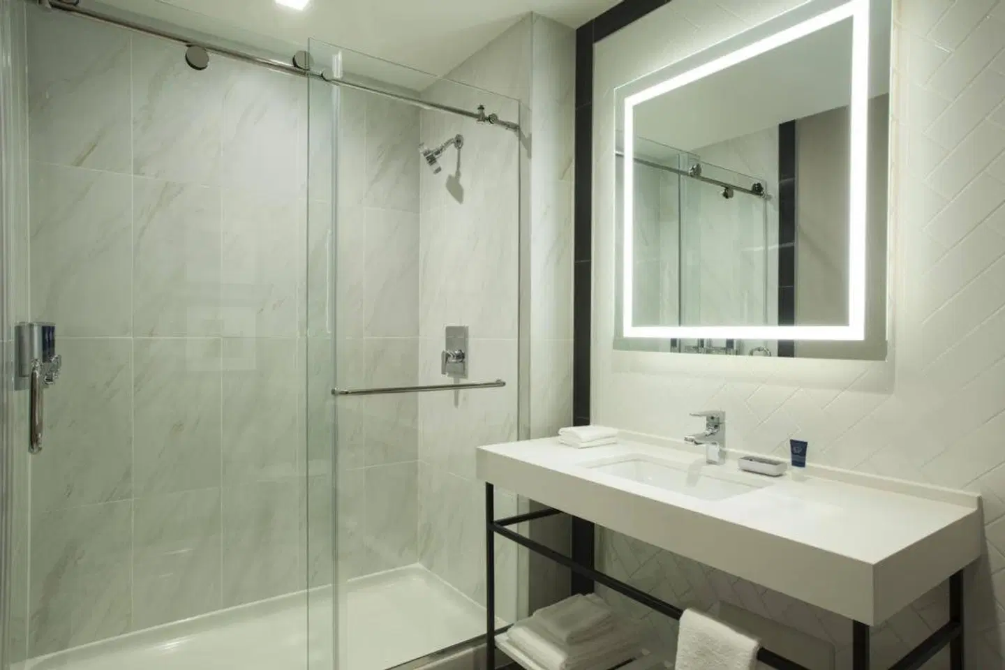 Four Points by Sheraton Manhattan Midtown West Badezimmer