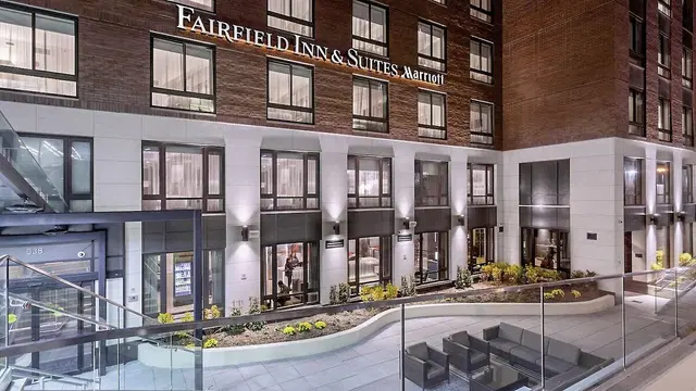 Fairfield Inn & Suites New York Manhattan/Central Park EXTERIOR