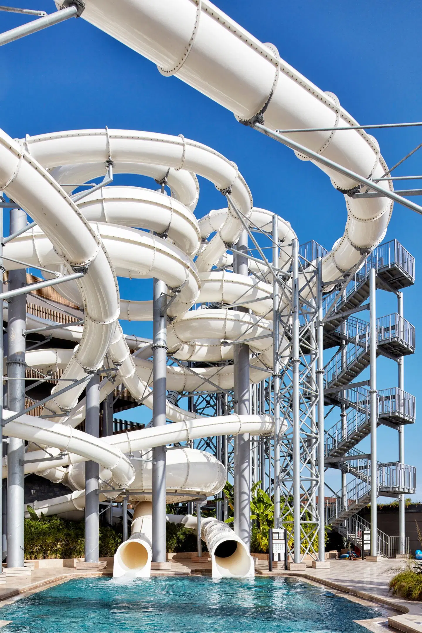 Maxx Royal Kemer Resort PEOPLE