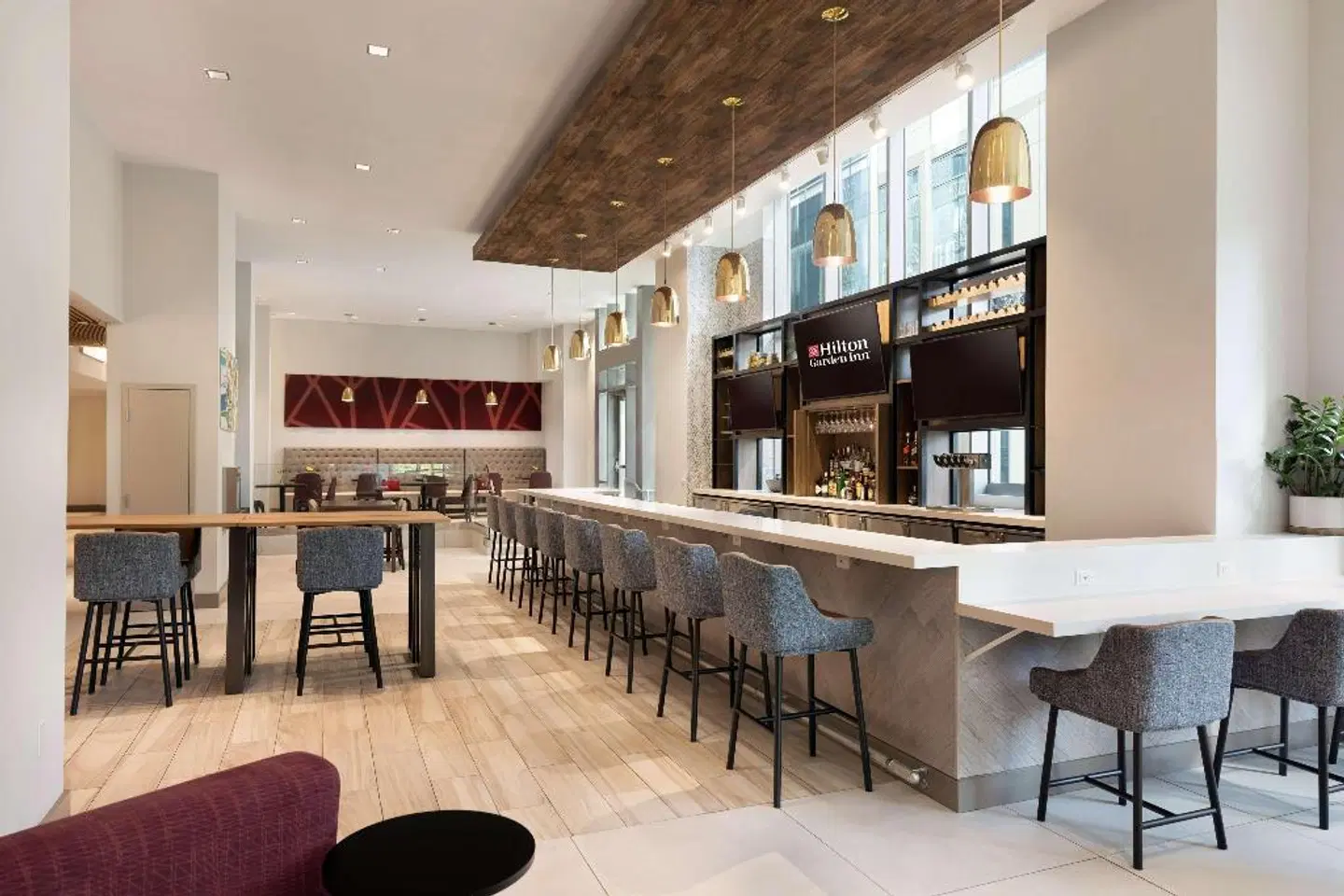 Hilton Garden Inn Long Island City New York Bar