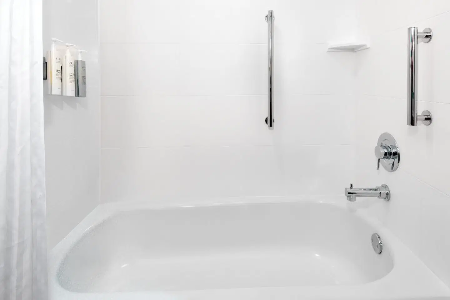 Hilton Garden Inn Orlando International Drive North Badezimmer