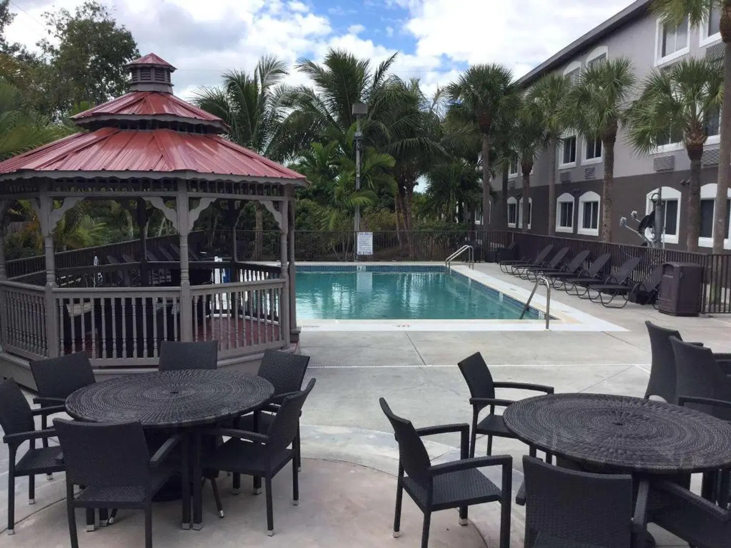 Best Western Bonita Springs Hotel & Suites Terrasse
