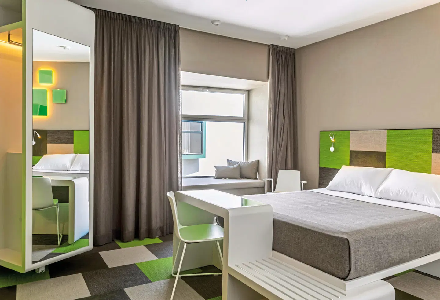 Macià Sevilla Kubb ROOM_EXAMPLE