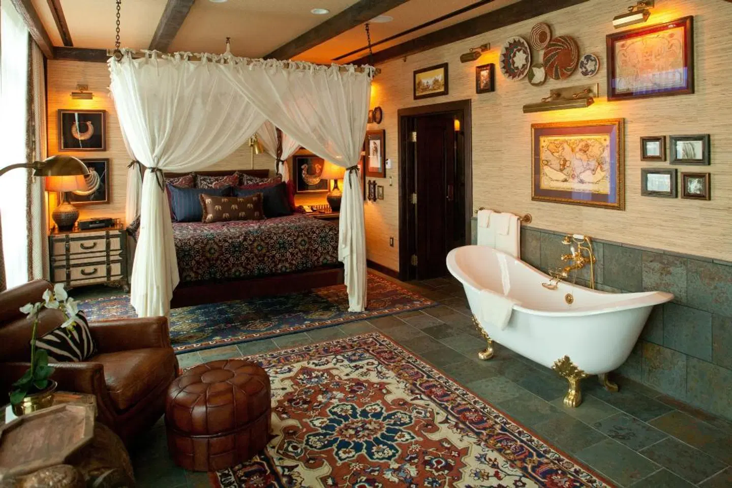 Disneyland Hotel ROOM_EXAMPLE