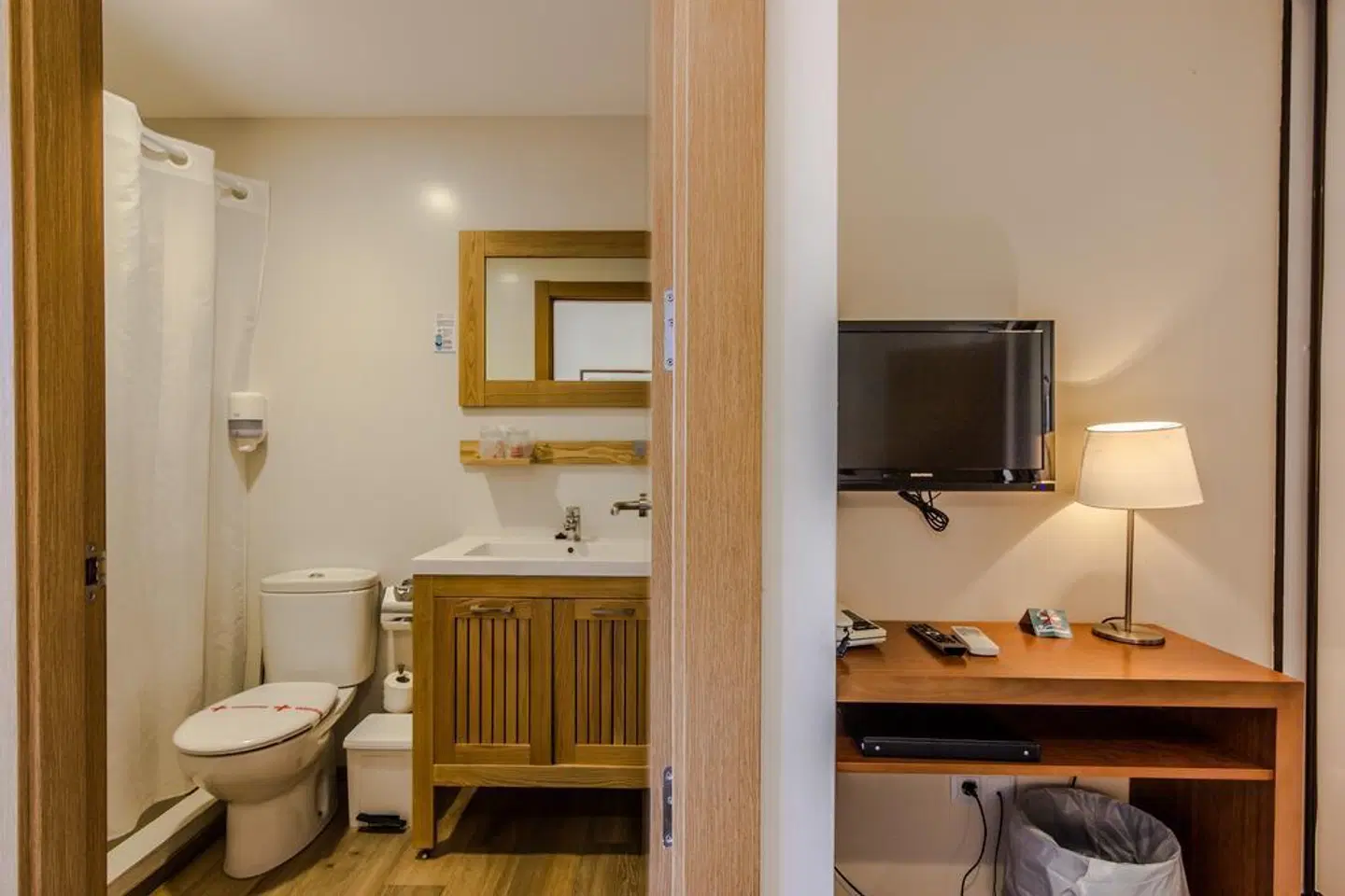 Bluewater Hotel Badezimmer