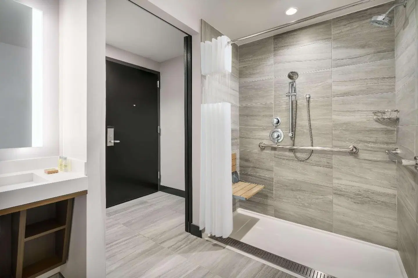 Radisson Hotel New York Times Square Badezimmer