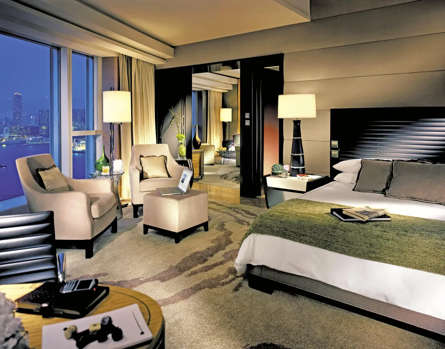 Four Seasons Hong Kong LOUNGE_LOBBY