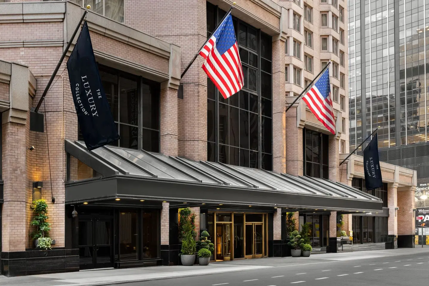 The Luxury Collection Hotel Manhattan Midtown (ex. Conrad Midtown) EXTERIOR
