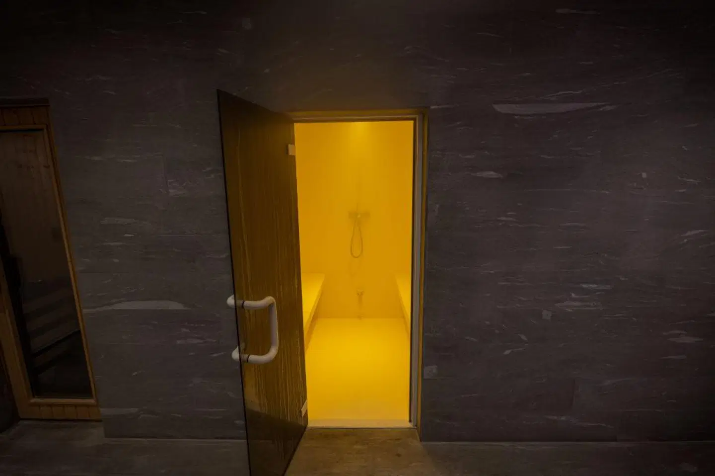 Mirage HEALTH_BEAUTY