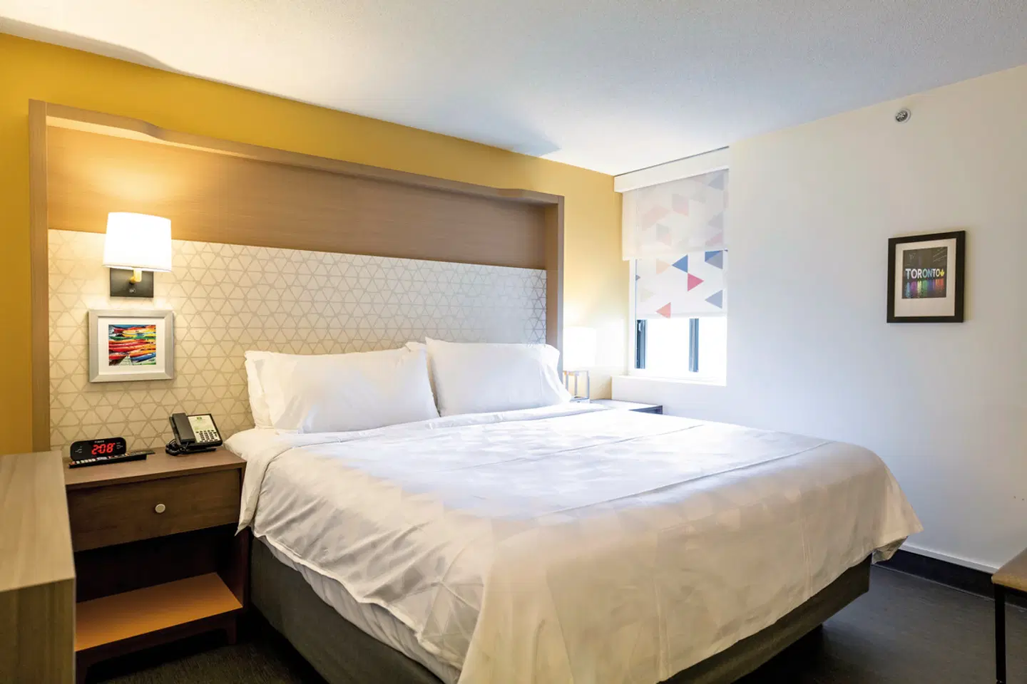 Holiday Inn Toronto Downtown Centre ROOM_EXAMPLE