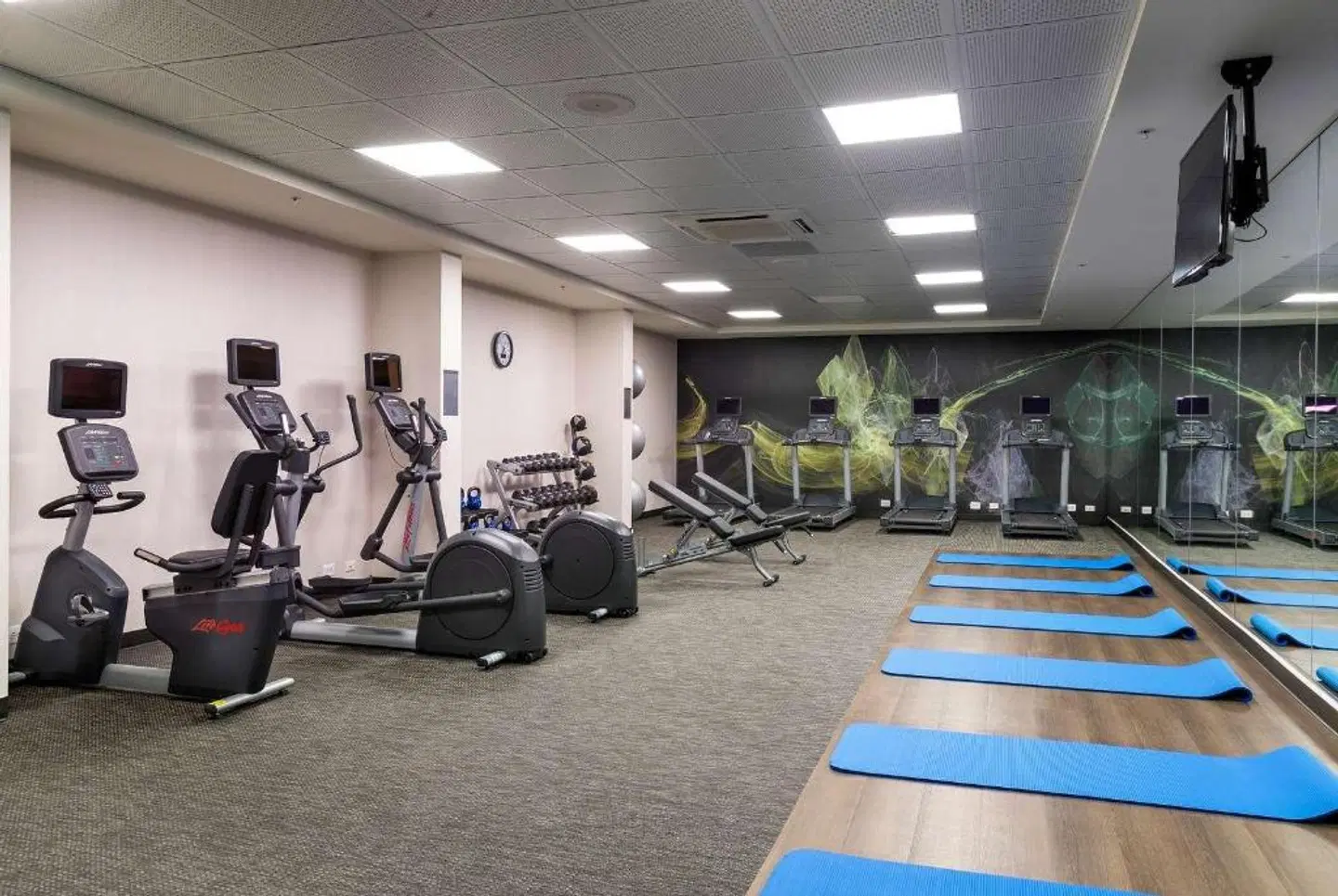 Wyndham Garden at Niagara Falls SPORTS_AND_LEISURE