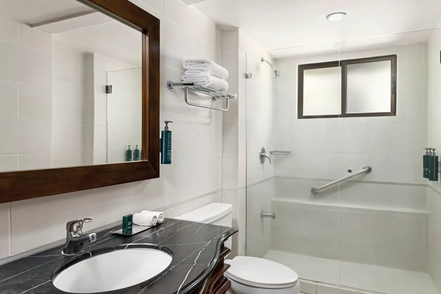 Doubletree Cariari by Hilton Badezimmer