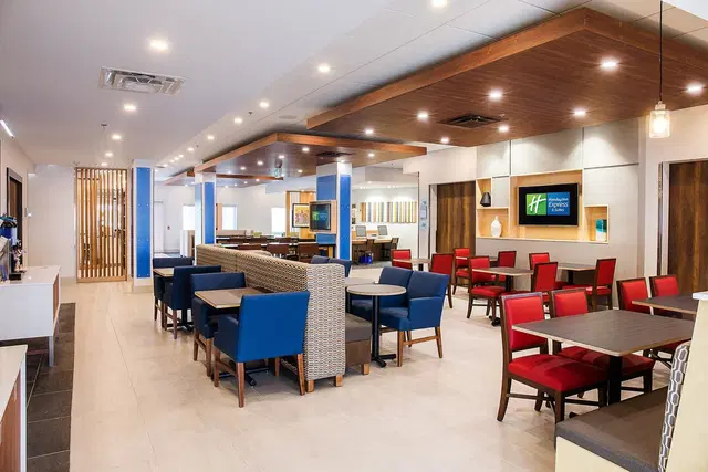 Holiday Inn Express & Suites Halifax - Dartmouth Restaurant