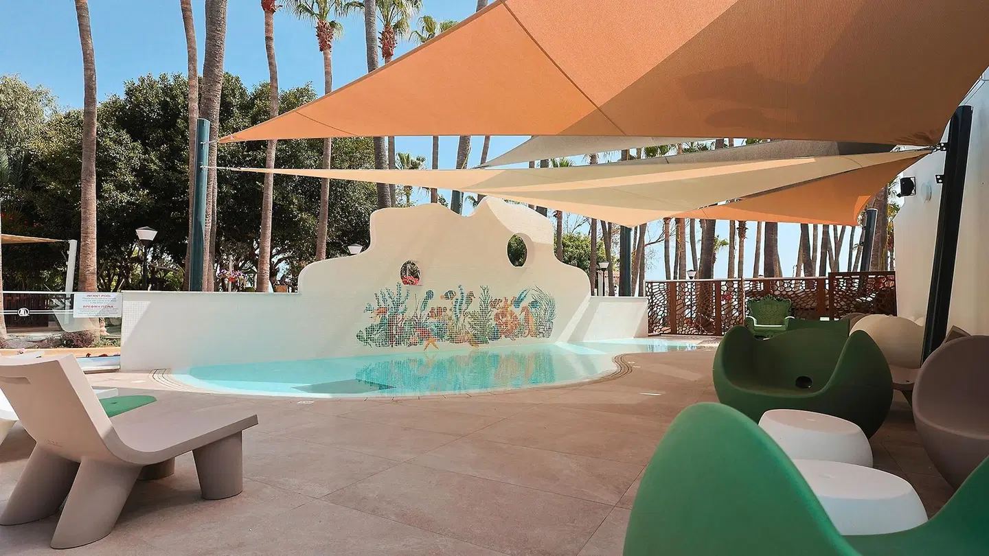 Cavo Maris Beach OUTDOOR_POOL