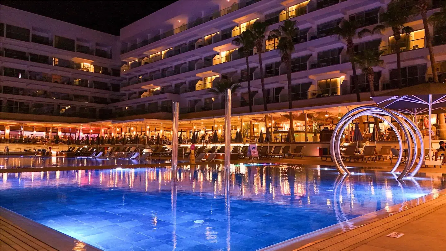 Cavo Maris Beach OUTDOOR_POOL