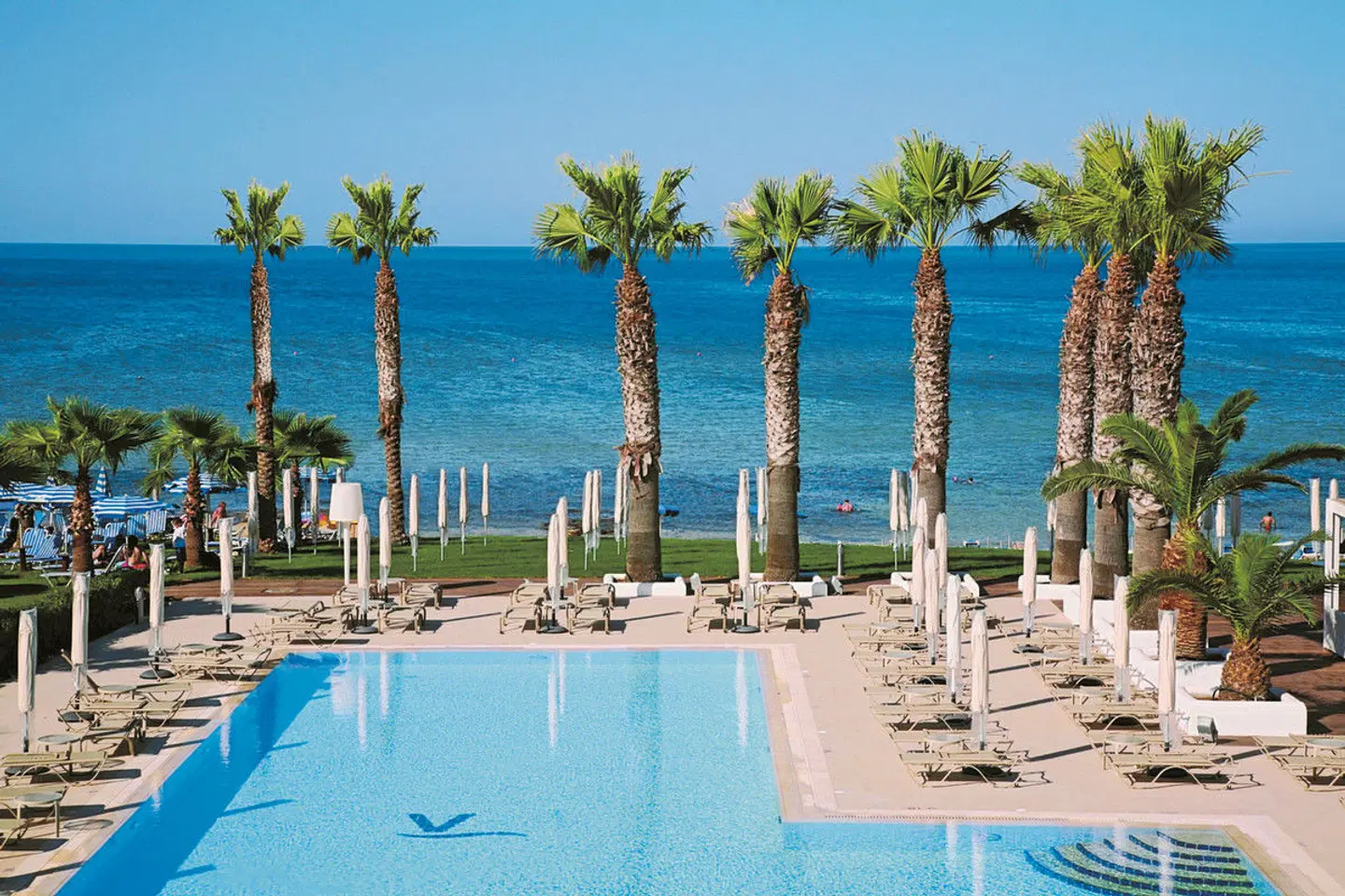 Vrissiana Beach Hotel OUTDOOR_POOL