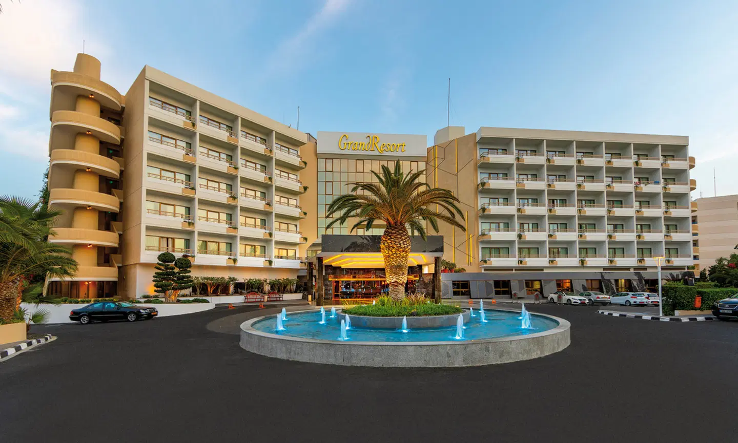 The GrandResort Limassol by Leonardo Hotels EXTERIOR