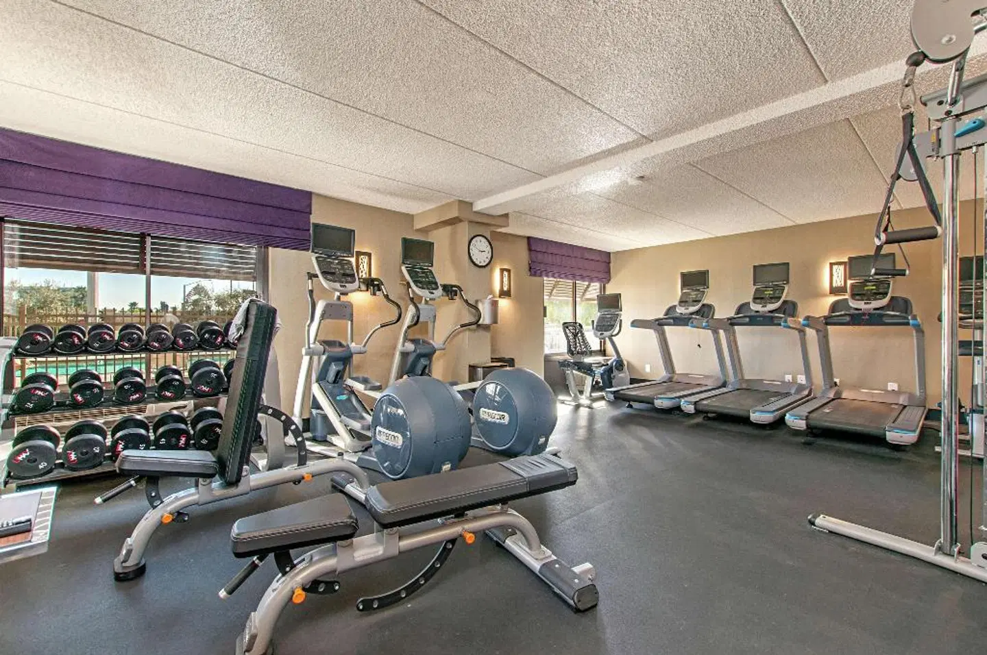 Hampton Inn San Diego-Kearny Mesa SPORTS_AND_LEISURE