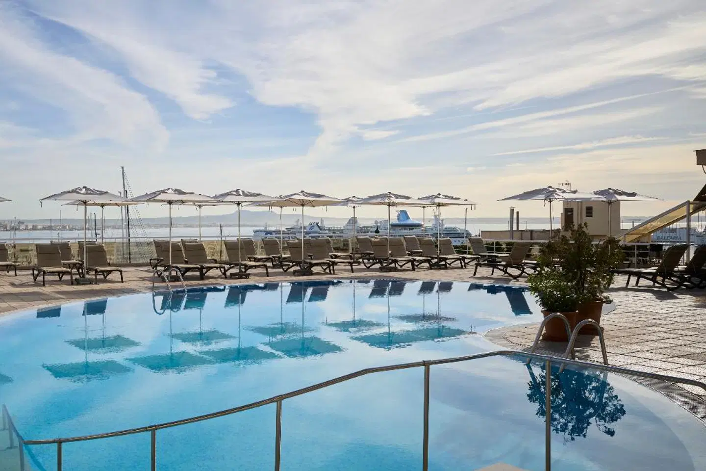 Catalonia Majórica OUTDOOR_POOL