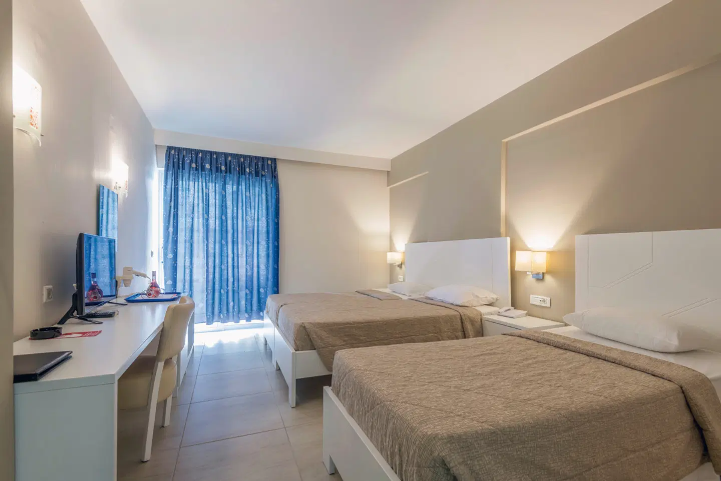 Sandy Beach Hotel ROOM_EXAMPLE