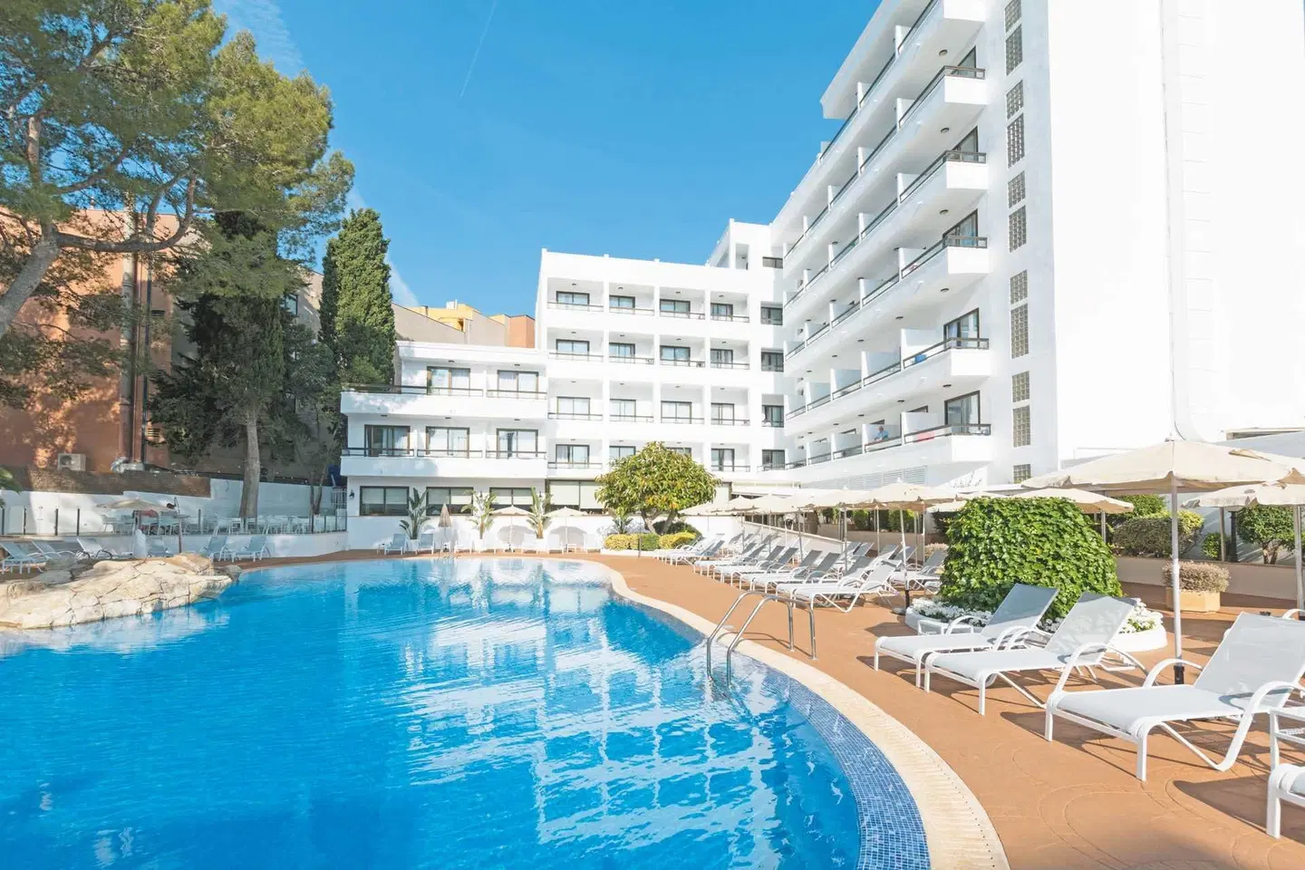 Ona Palmira Paguera OUTDOOR_POOL