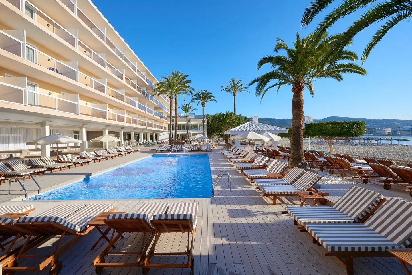 Zel Mallorca OUTDOOR_POOL