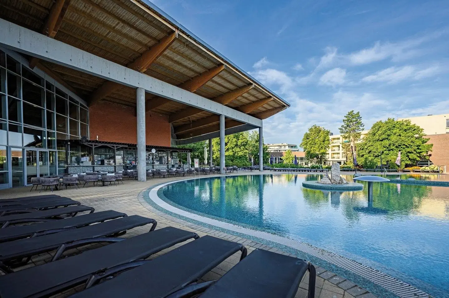 Hotel Azur OUTDOOR_POOL