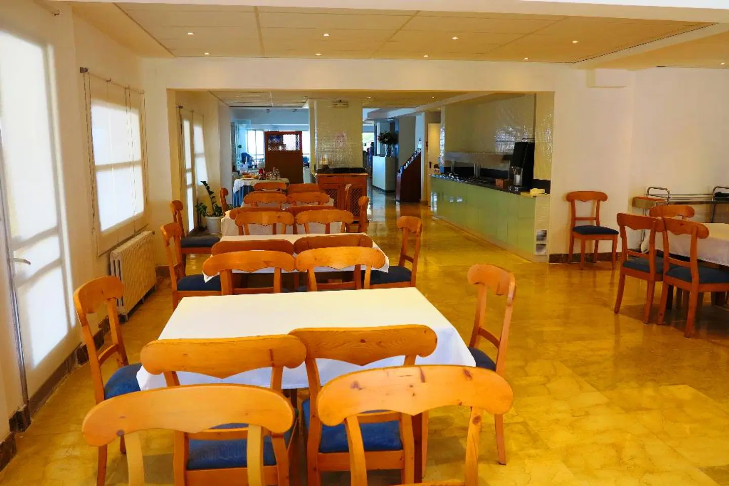 BJ Cala Morlanda Studios Restaurant