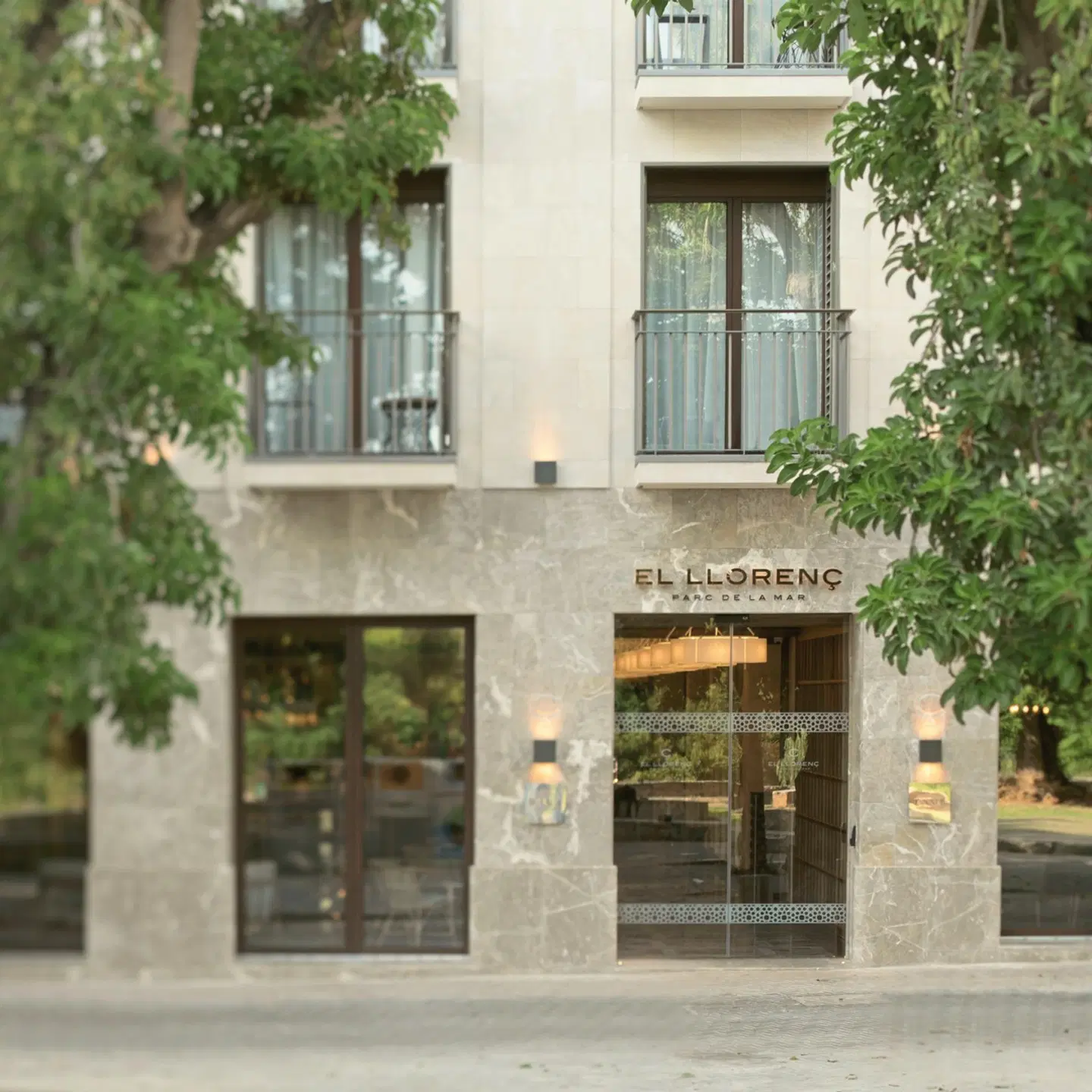 Hotel El Llorenç Parc de la Ma EXTERIOR