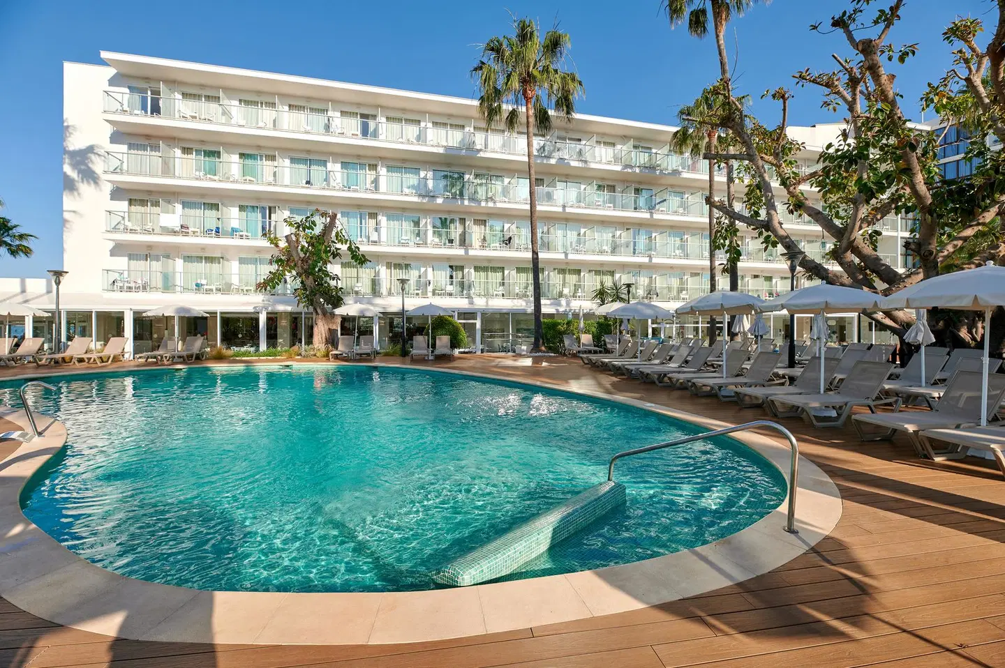 Alua Boccaccio Mallorca OUTDOOR_POOL