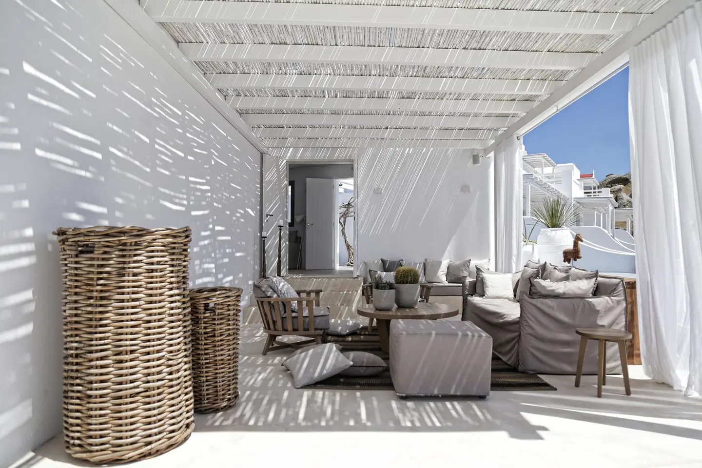 Livin Mykonos EXTERIOR