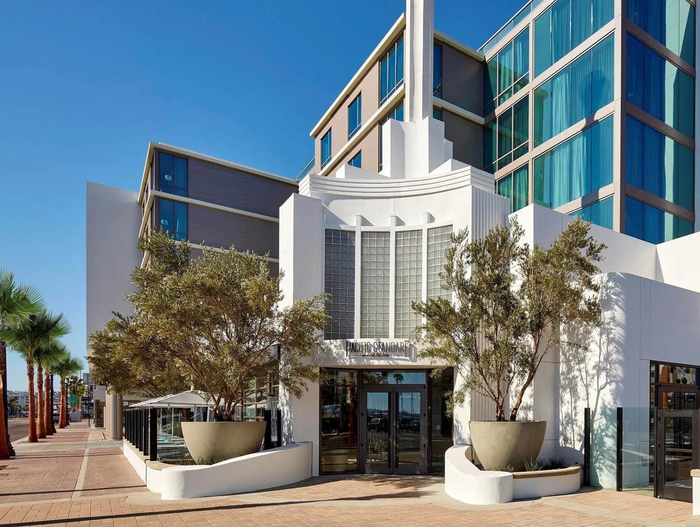 Hilton Garden Inn San Diego Downtown/Bayside EXTERIOR