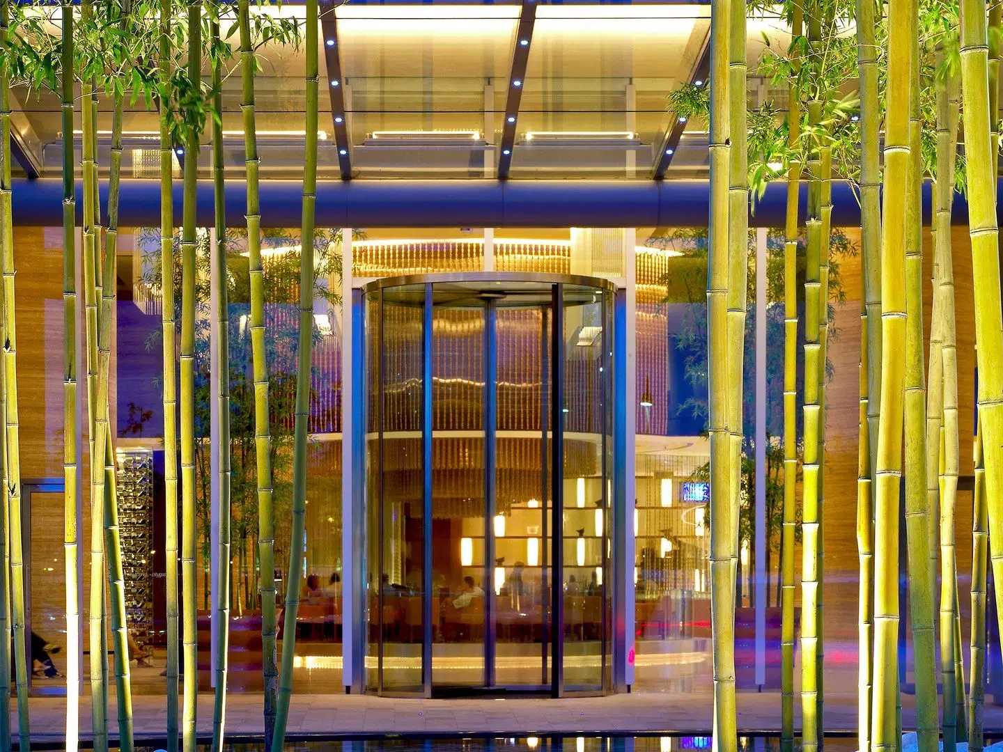 Novotel Hong Kong Citygate Hotel EXTERIOR