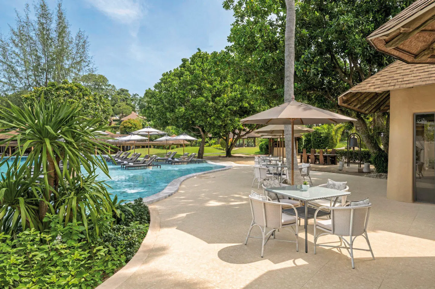 The Naka Island, A Luxury Collection Resort & Spa Terrasse