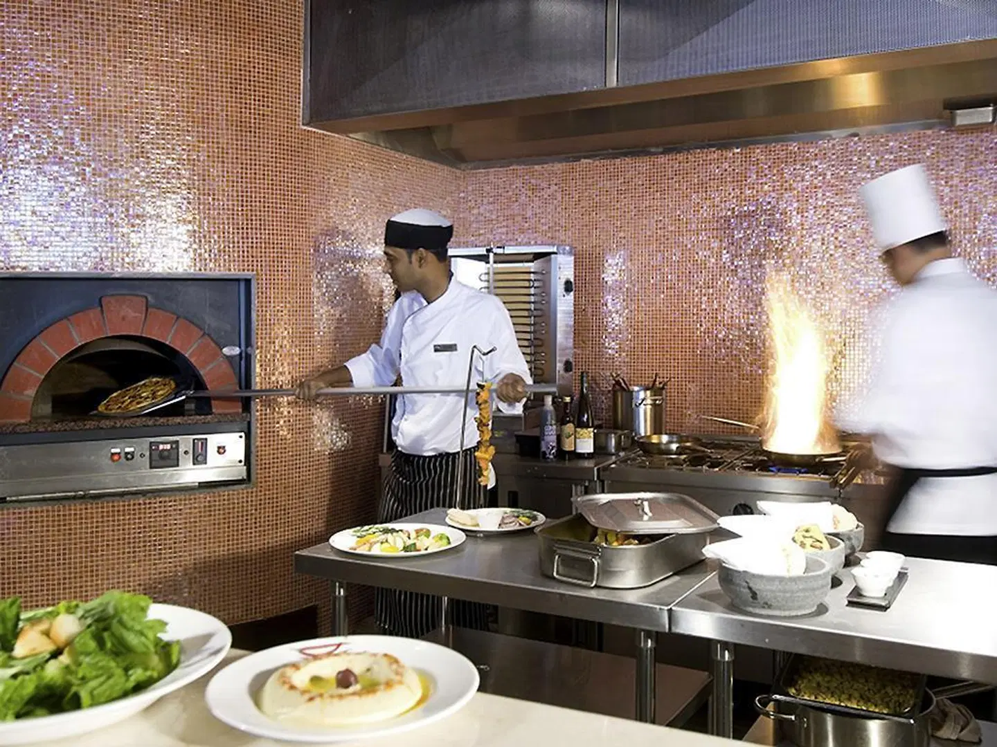 Novotel Mumbai Juhu Beach Hotel Restaurant