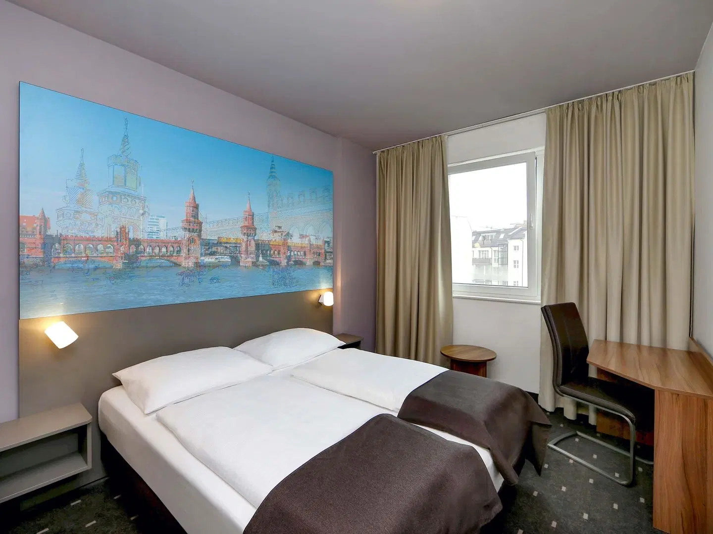 B&B Hotel Berlin City-Ost ROOM_EXAMPLE