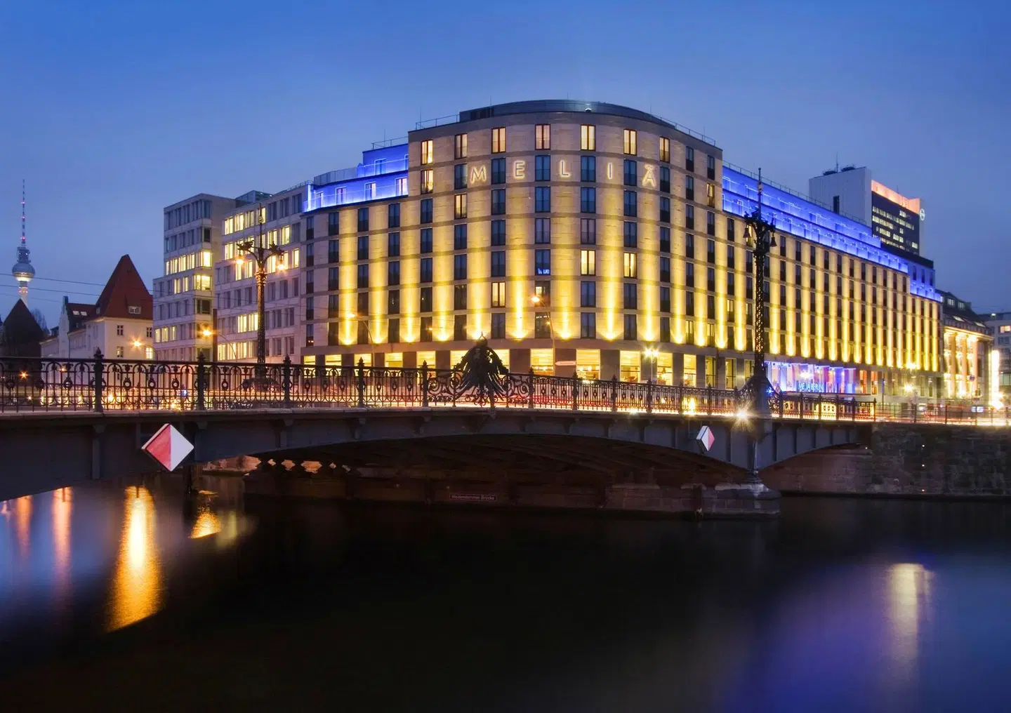 Meliá Berlin EXTERIOR