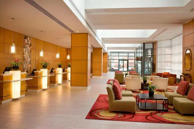 Marriott Downtown at CF Toronto Eaton Centre LOUNGE_LOBBY