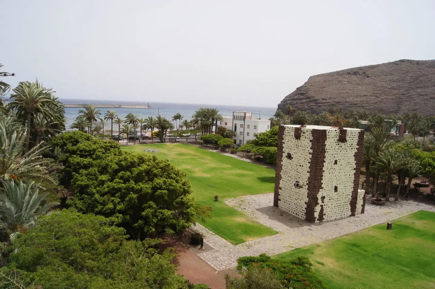 Hotel Torre del Conde Garten