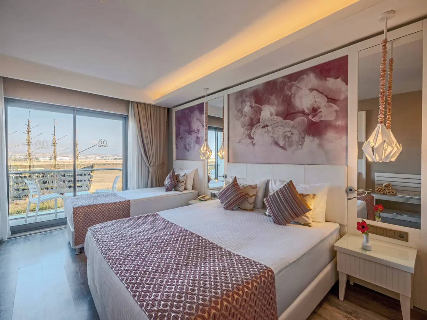 Diamond Premium Hotel & Spa ROOM_EXAMPLE