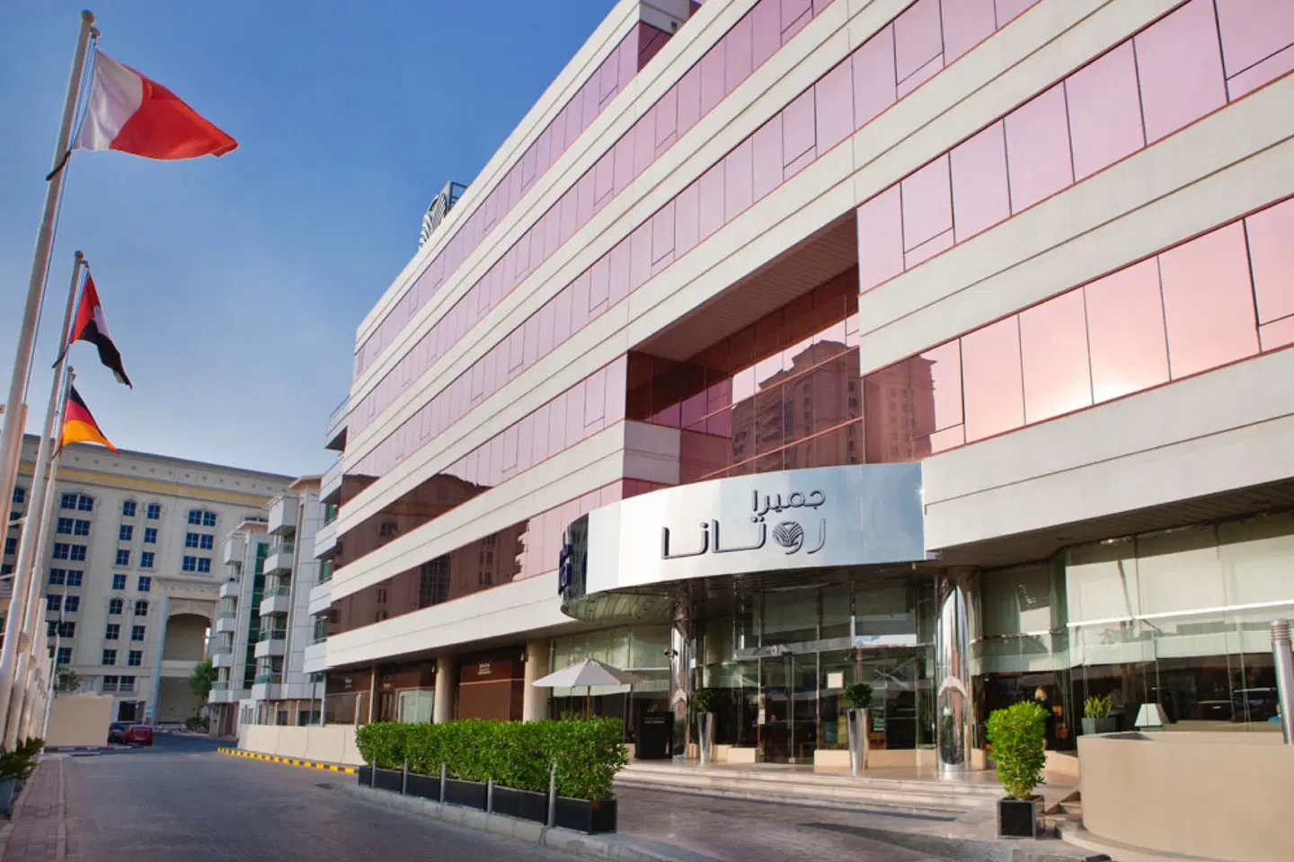 Jumeirah Rotana EXTERIOR