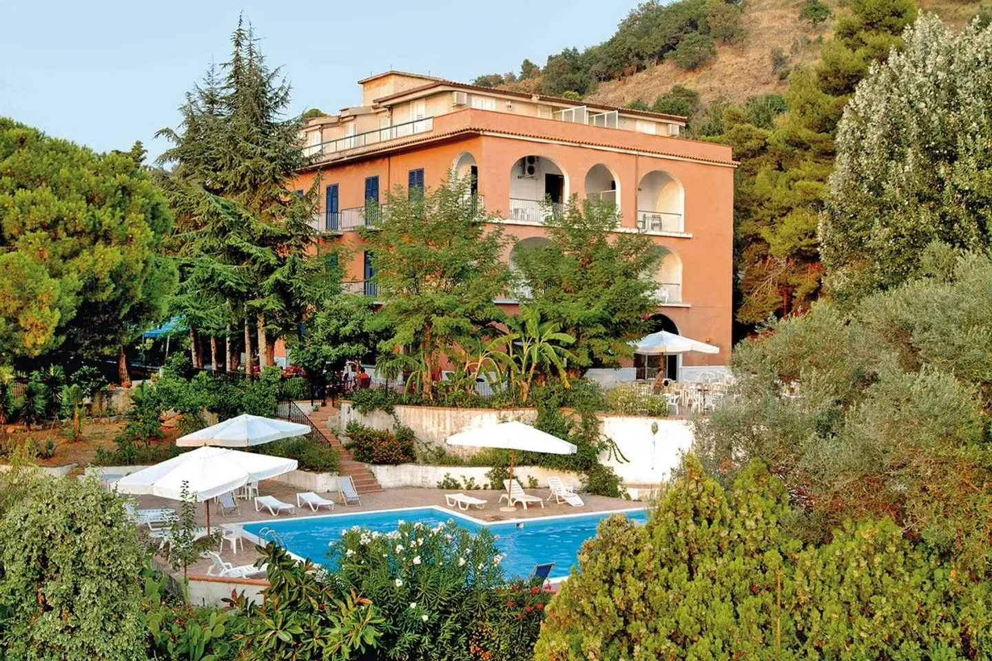 Garden Riviera EXTERIOR