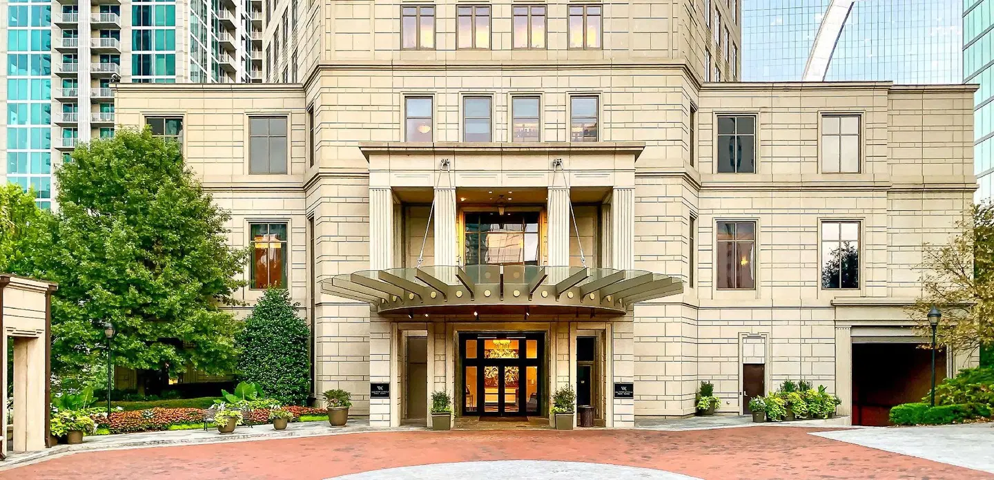 Waldorf Astoria Atlanta Buckhead EXTERIOR