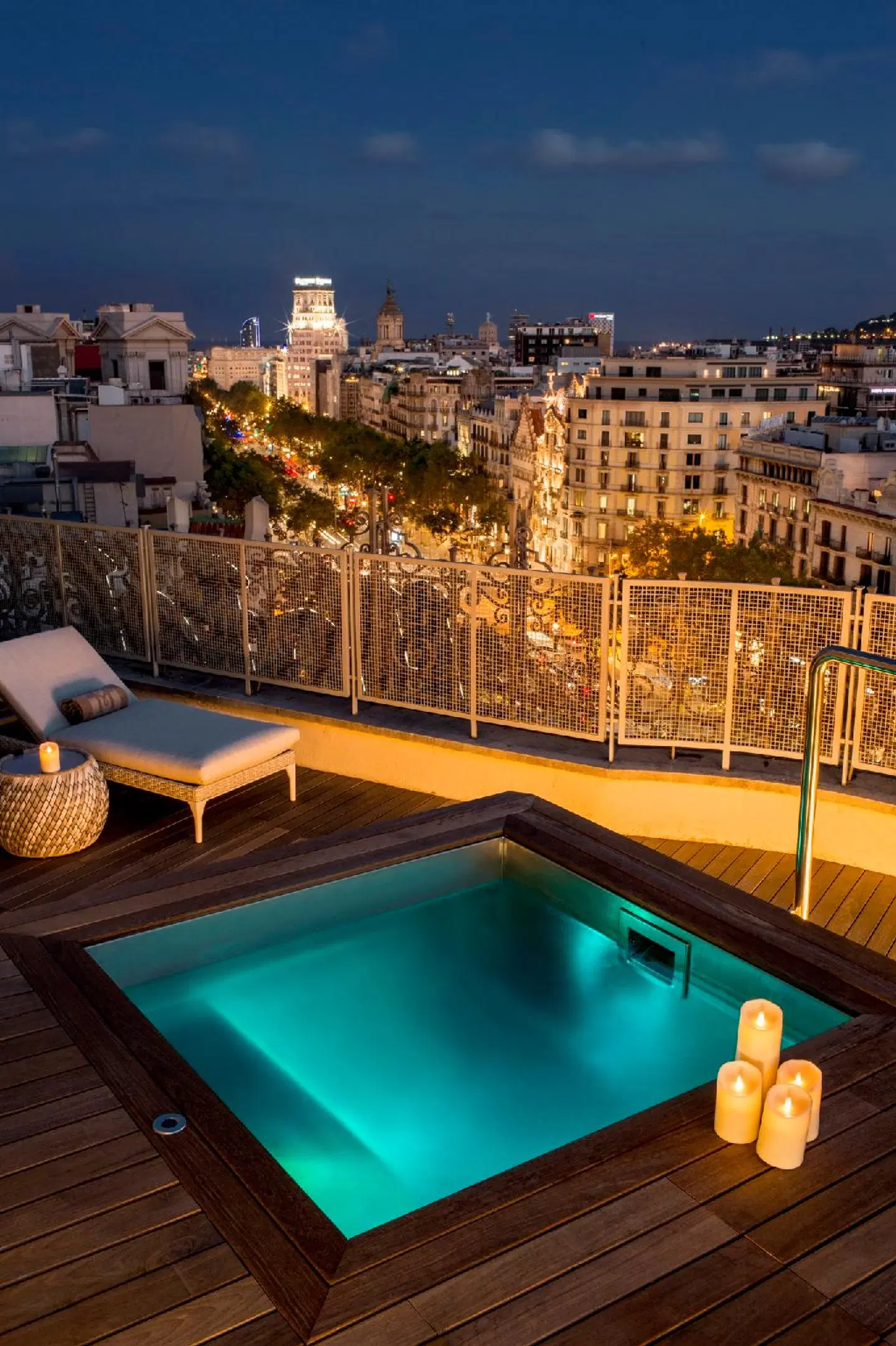 Majestic Hotel & Spa Barcelona GL OUTDOOR_POOL