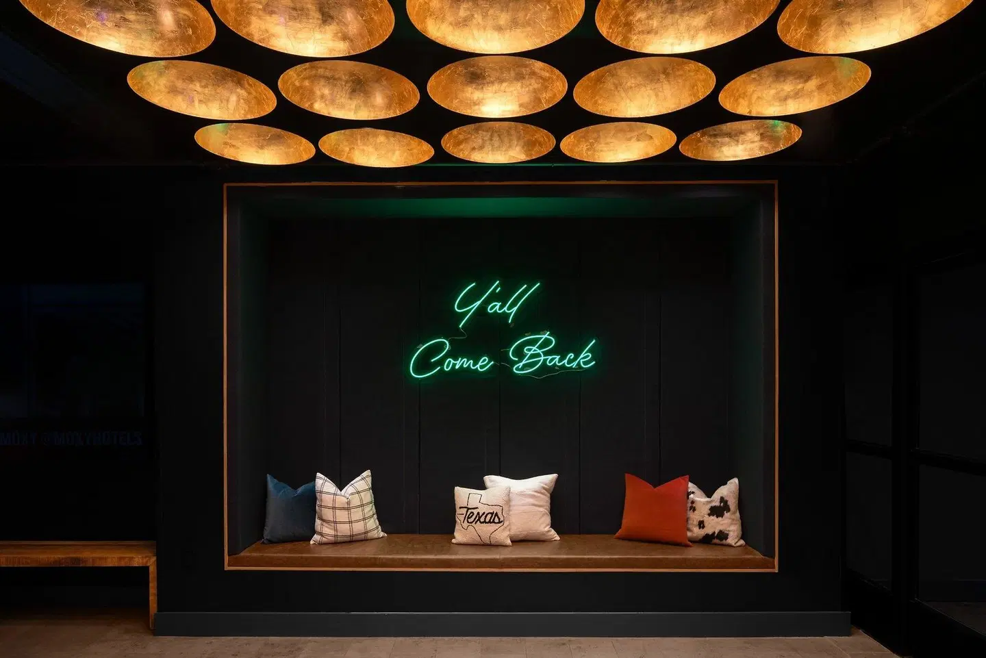 Moxy Houston Downtown LOUNGE_LOBBY